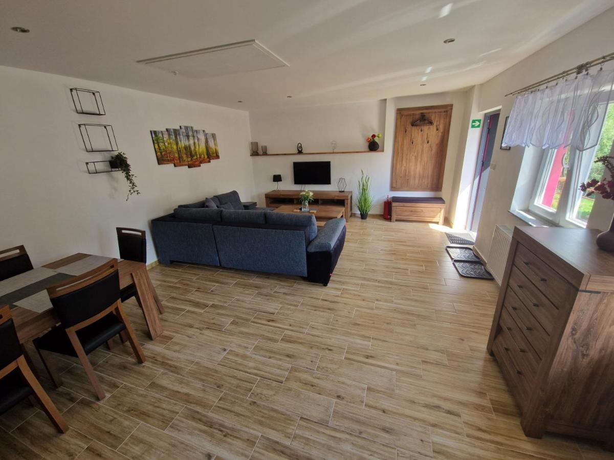 Restaurace U Mateje B&B Nove Mesto pod Smrkem Εξωτερικό φωτογραφία